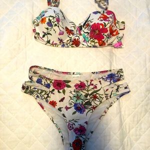 Women’s white floral high waisted bikini